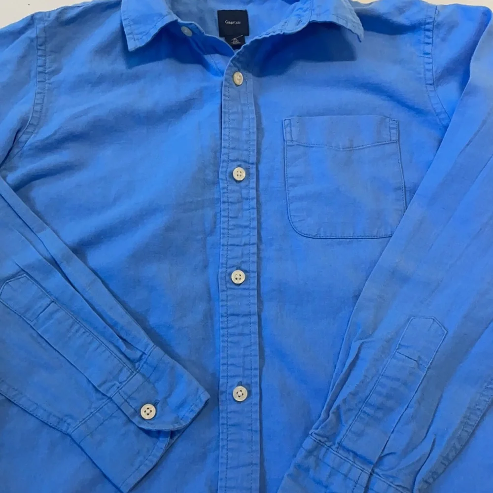 Gap Kids boys M (8) blue linen blend button down long sleeve shirt